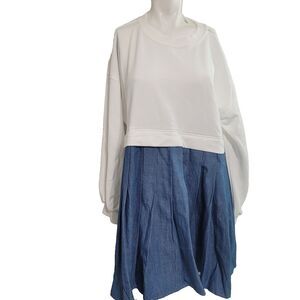 Entro Anthropologie Medium Dress colorblock chambray sweatshirt heart